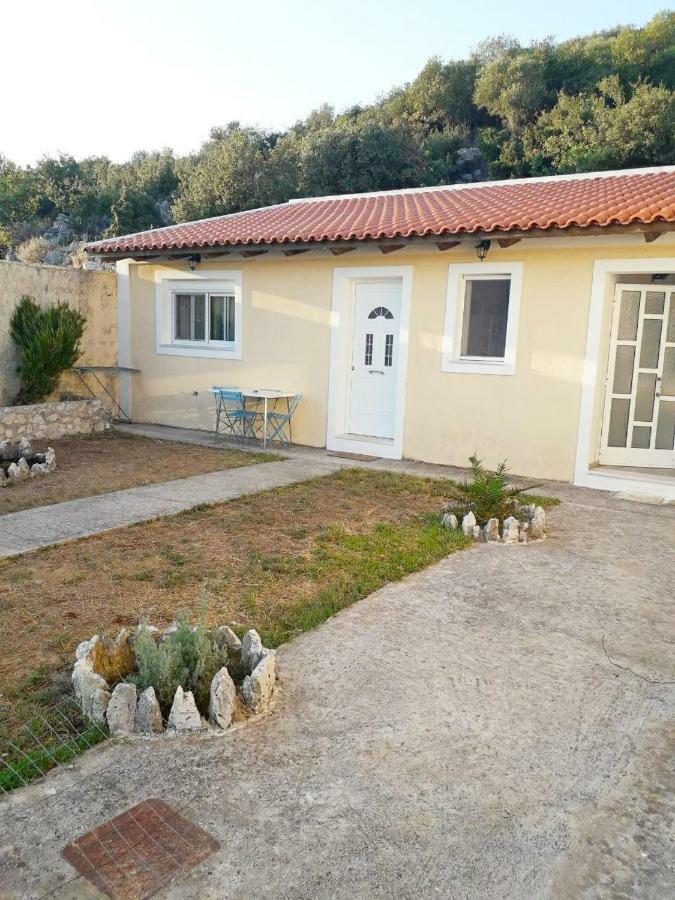 Вилла Ionian Balcony - Davgata Экстерьер фото
