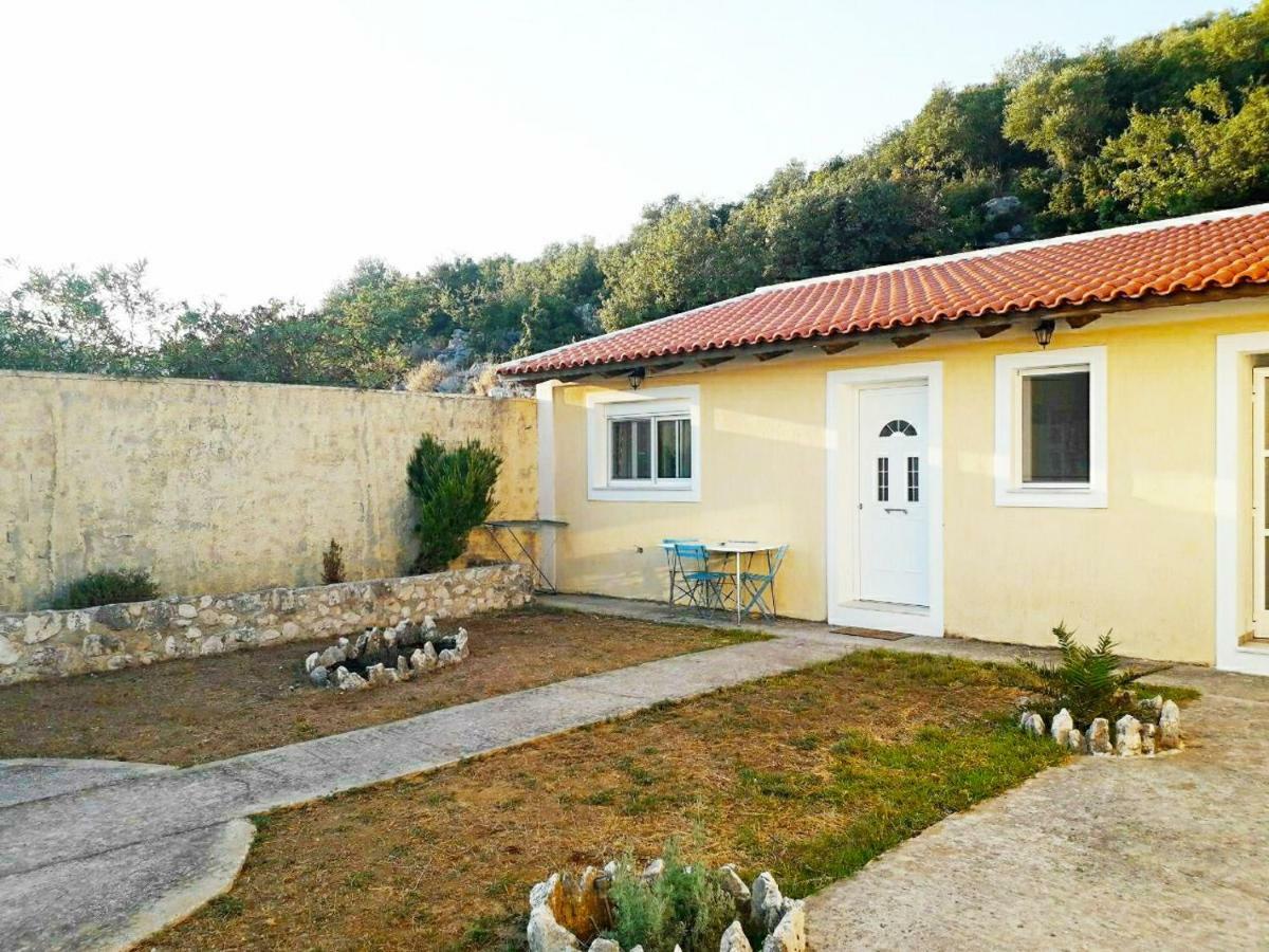 Вилла Ionian Balcony - Davgata Экстерьер фото